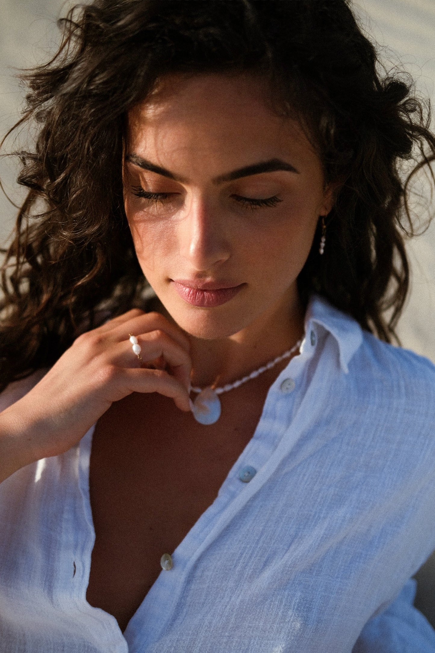 Bague chaine - perles d'eau douce